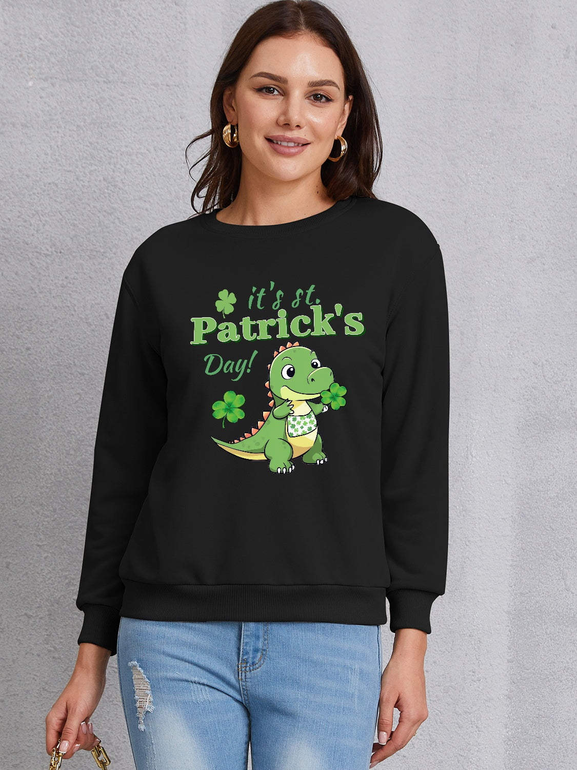 IT'S ST. PATRICK'S DAY Graphic Sweatshirt