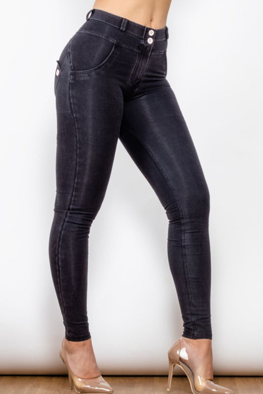 Jeans largos ajustados con botones - Negro brillante
